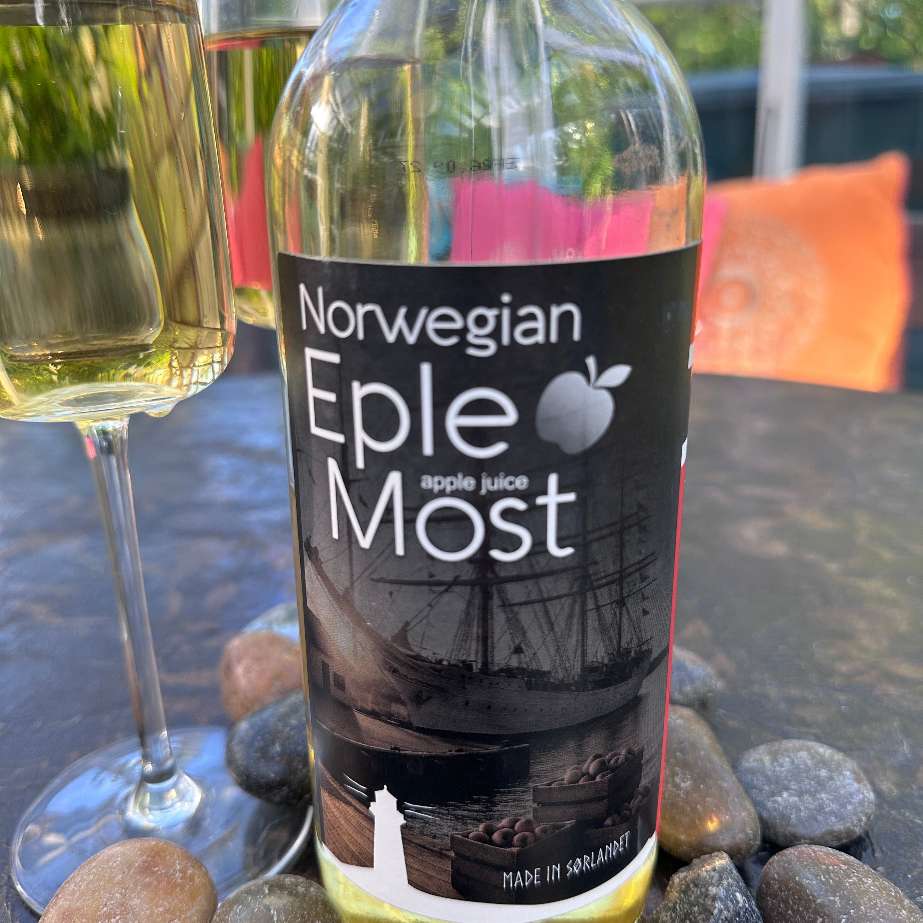 Eple Most
